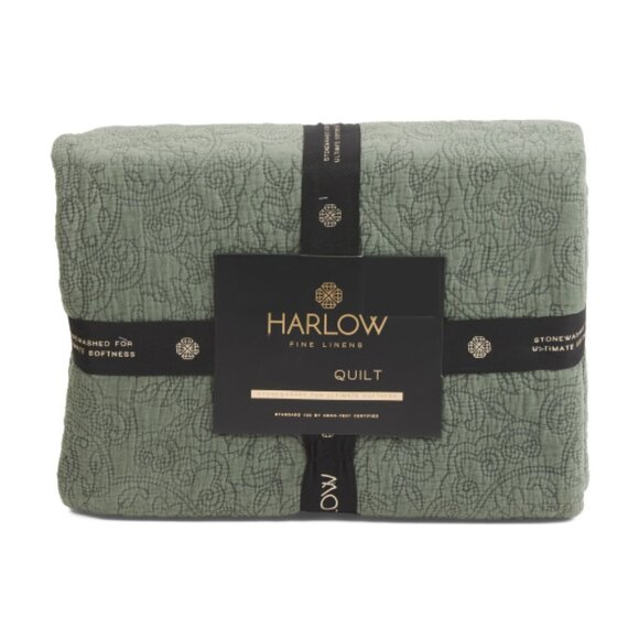 Envogue Other - ENVOGUE Winter Green Embroidered Quilt